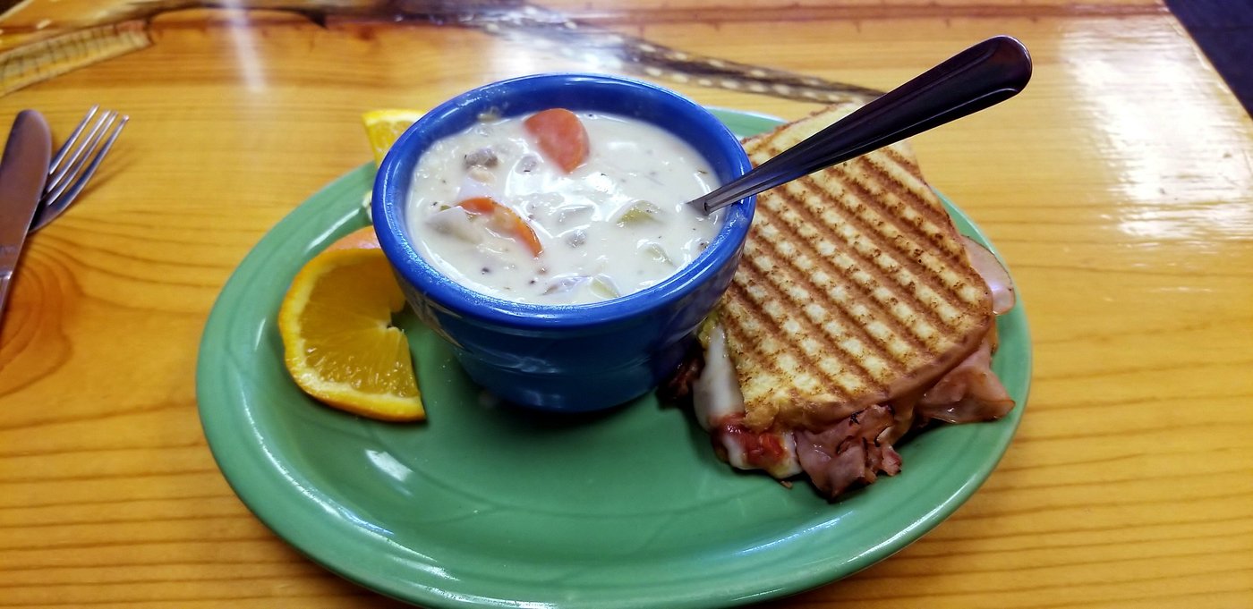 Soup and sandwich combo